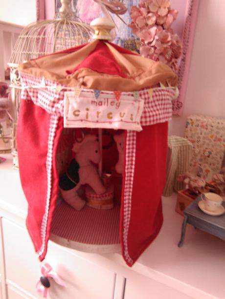 Cirkus -  hand made hračka aj dekorácia, 