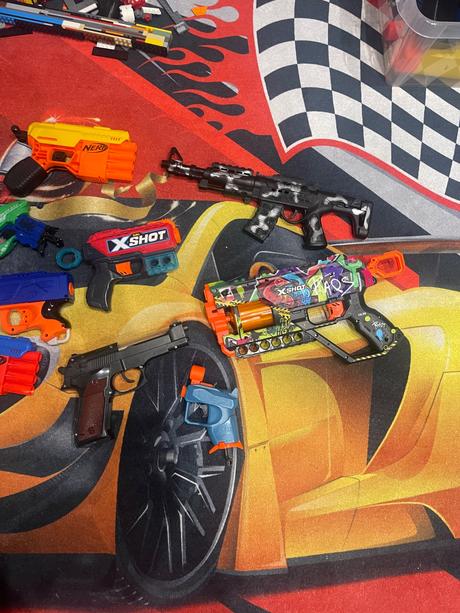 Predam detske pistole,