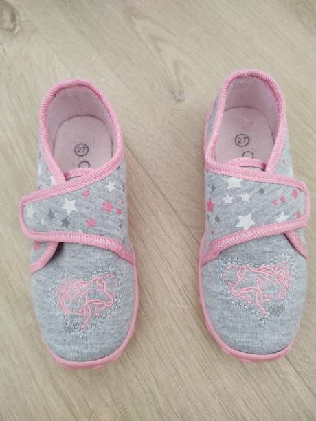 Papucky, deichmann,27