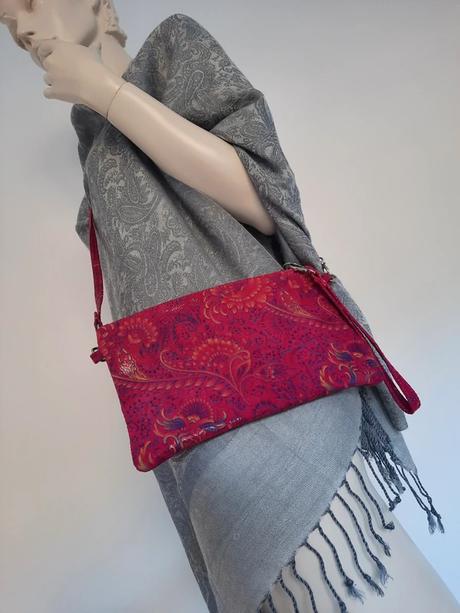 Koža artist listovka, 