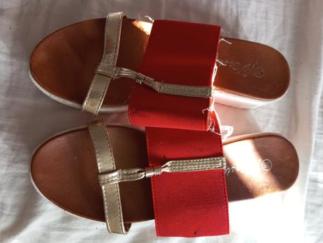 Bielo červené slapky, 36