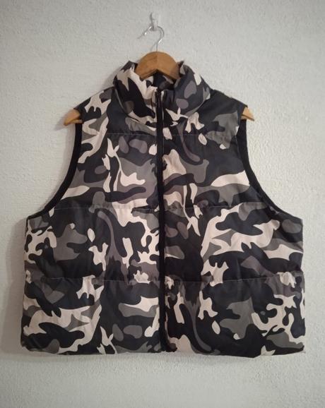 Zateplená vesta nadrozmerná, 4xl