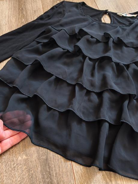 Elegantný top s volánikmi, h&m,146