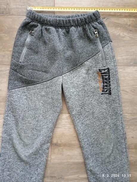 Hrubé teplé tepláky, 152