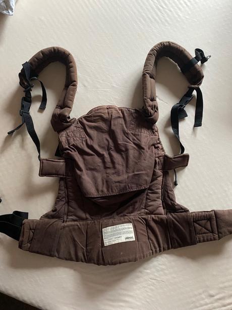 Ergonomicky nosic, liliputi