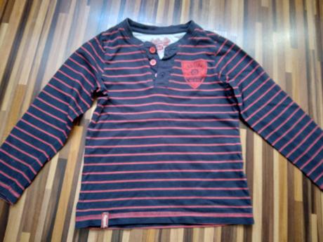 Pásikavé tričko, 104