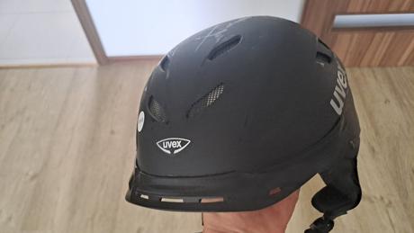 Lyžiarska prilba, uvex,s