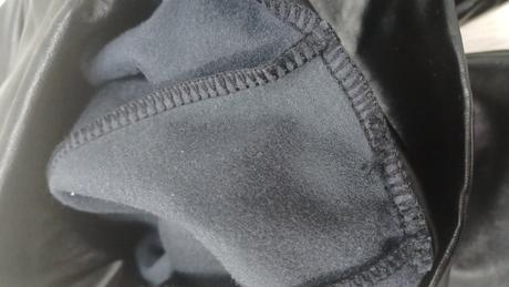 Koženkové legíny, s