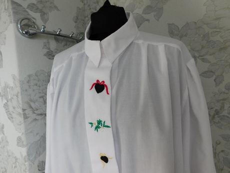 Pekna bluzka ku kroju, 56