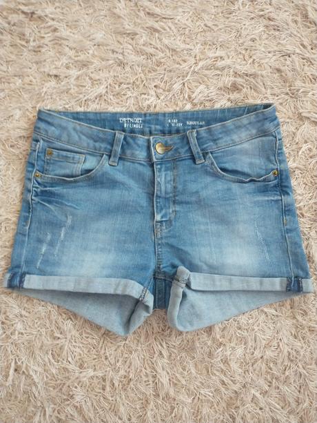 Šortky, lindex,152