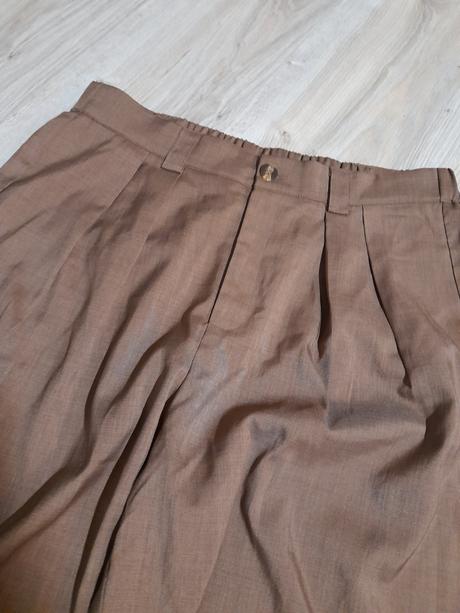 Siroke nohavice s vyssim sedom skoricove, 46