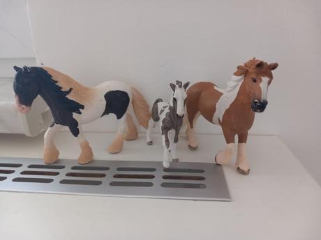 Schleich koniky, jazdci, prislusenstvo,