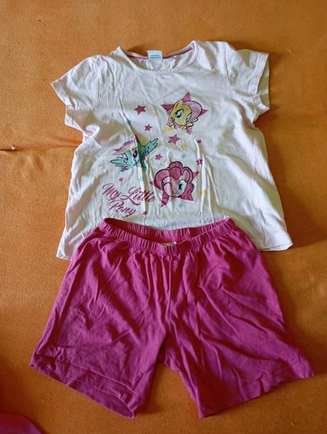 Letné pyžamo 122/128, 122