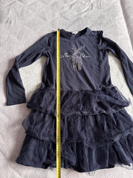 Vianočné šaty, 158