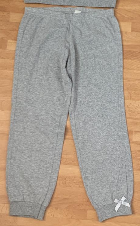 Santoro pyžamo, benetton,122