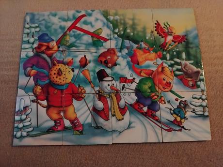 Kartonove puzzle,
