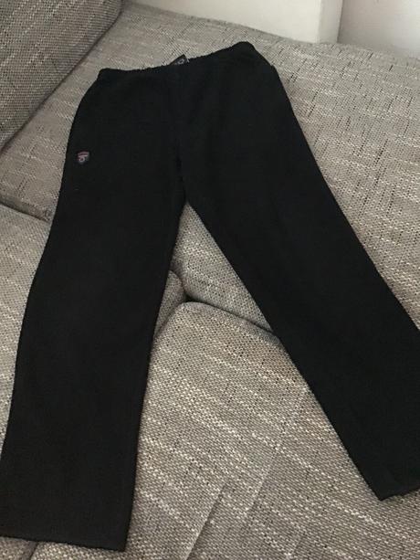 Teple nohavice (dekovina), l