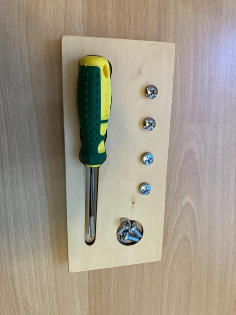 Skrutkovacia sada skrutkovač,