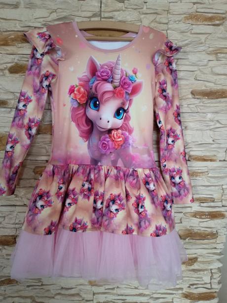 Nádherné dievčenské šaty s jednorožcom veľkosť 128, 128