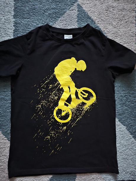 Tričká minecraft, pokémon 146/152, dopodopo,146