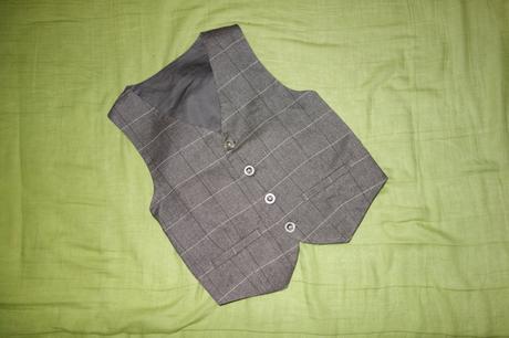 Kompletik kosielky a vesticky matalan, matalan,104