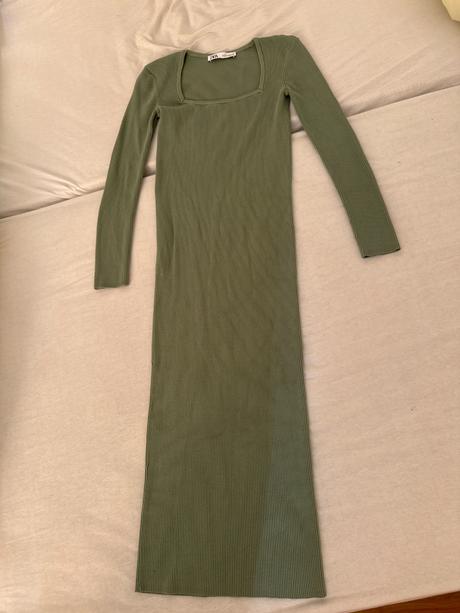 Vrubkovane saty zara, zara,m