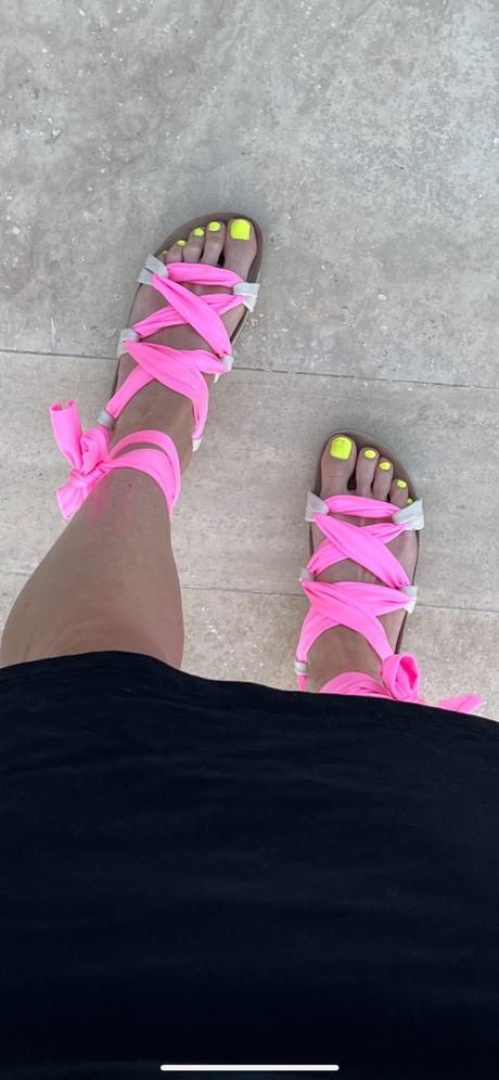 Kozene sandale s farebnym viazanim, 41