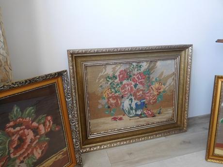 Obrazy vyšívané krížiková výšivka -v drevenom ráme, 