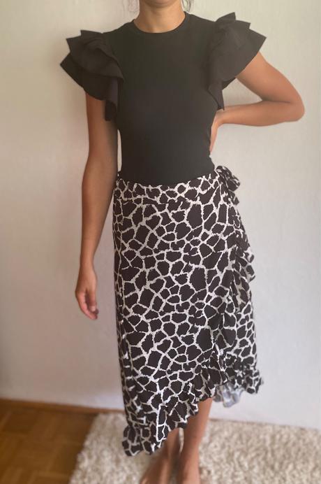 Volánová sukňa, s