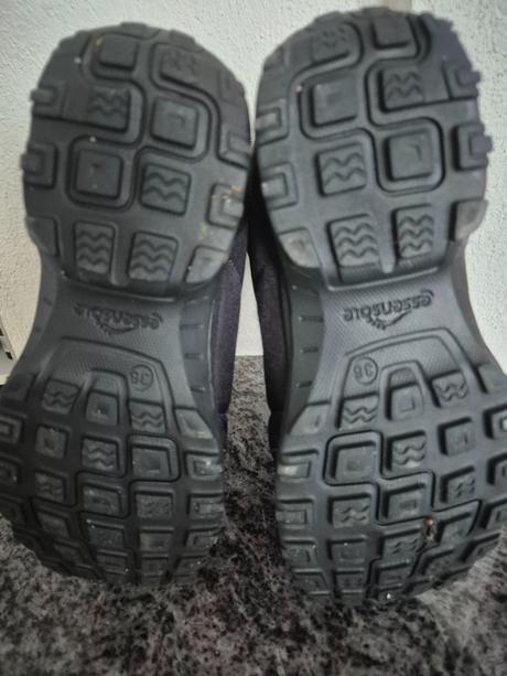 Snehule, decathlon,36