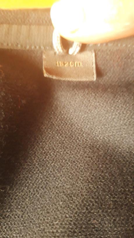 Dievcenska prechodná vetrovka, 140