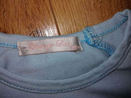 Bledomodre tricko, 92