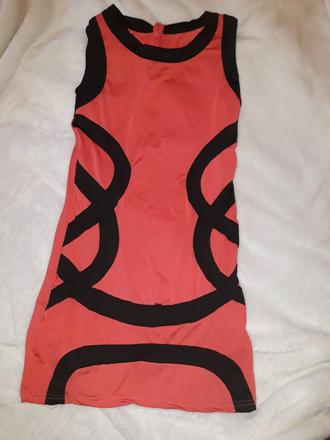Zostihlujuce mini saty/top, s