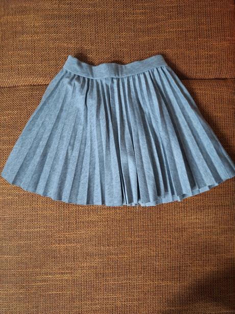 Parádnica 7r, zara,122