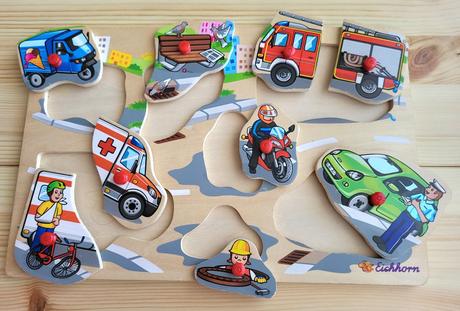 Drevený vkladací puzzle set - dopravné prostriedky,