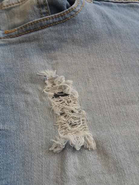 Bledomodre rifle, gate,40