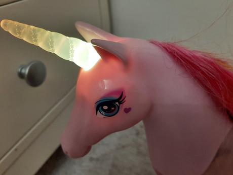 Barbie kúzelný jednorožec dreamtopia, 