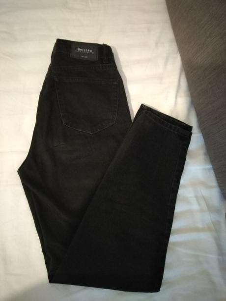 Čierne rifle bershka, bershka,34