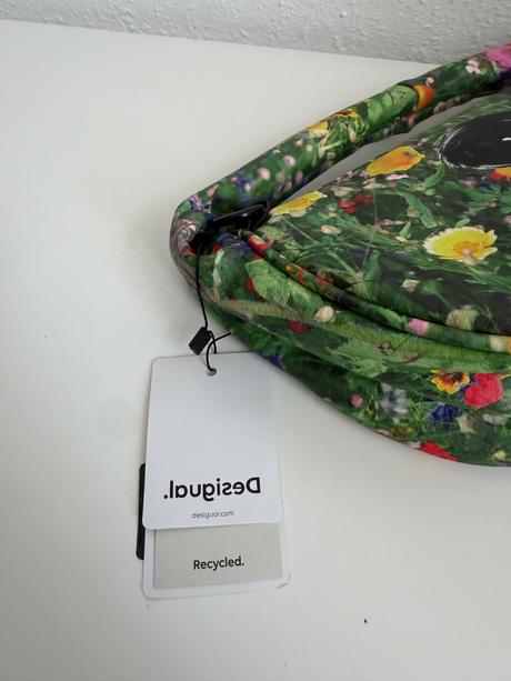 Pestrofarebná desigual kabelka, desigual