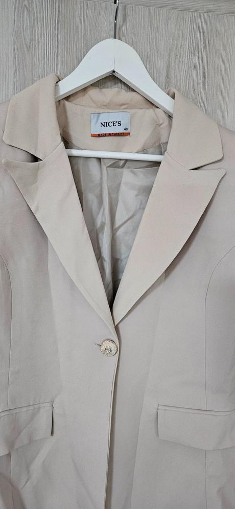 Dámske elegantné sako, l