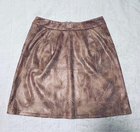 Hnedo-ružová krátka sukňa z eko-kože zn. magenta, l / m