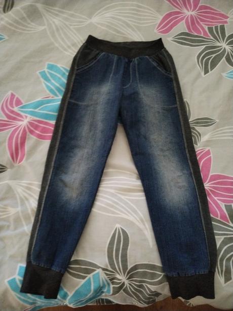 Nohavice pre chlapca, 134