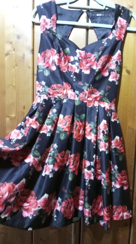 Príležitostné šaty, m