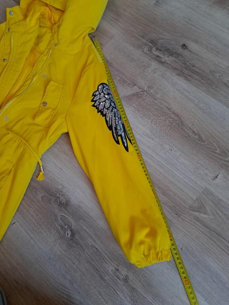 Prechodná bunda, 152