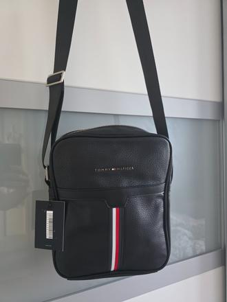 Taška cez plece, crossbody, tommy hilfiger