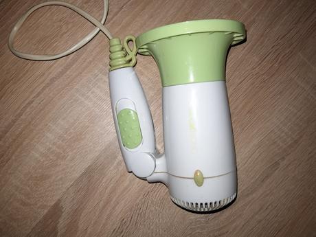 Malý cestovný fén,