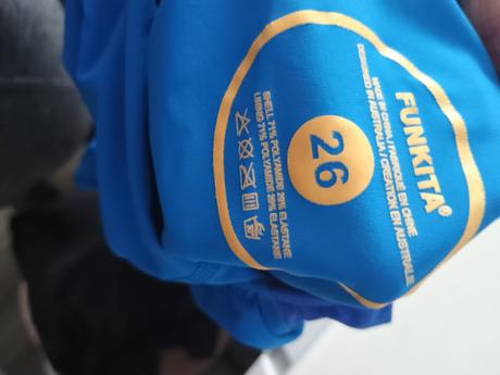 Funkita pretekárske plavky, 26