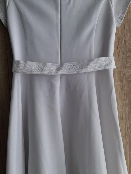 Šaty na 1.sv. prijímanie., 152