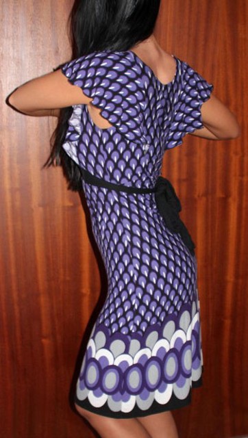 Vzorovane fialkove satocky, s