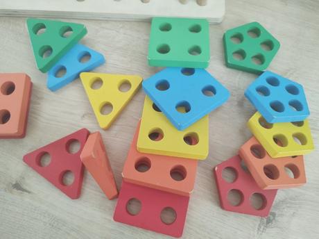 Drevená skladačka tvary, 